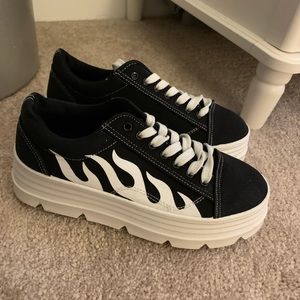PrettyLittleThing Black Flame Platform Sneakers
